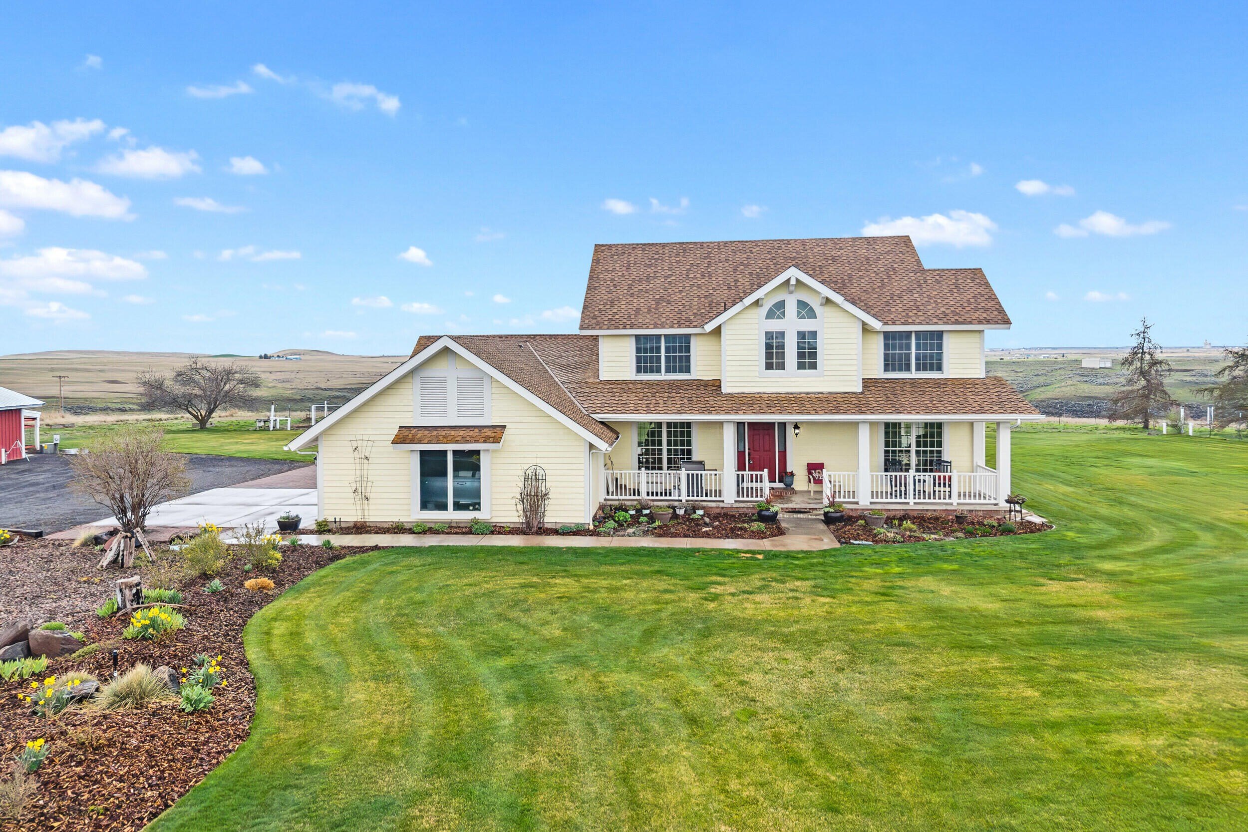Single Family 4BR 3BA - 34462 COTTONWOOD CREEK RD E, DAVENPORT, WA