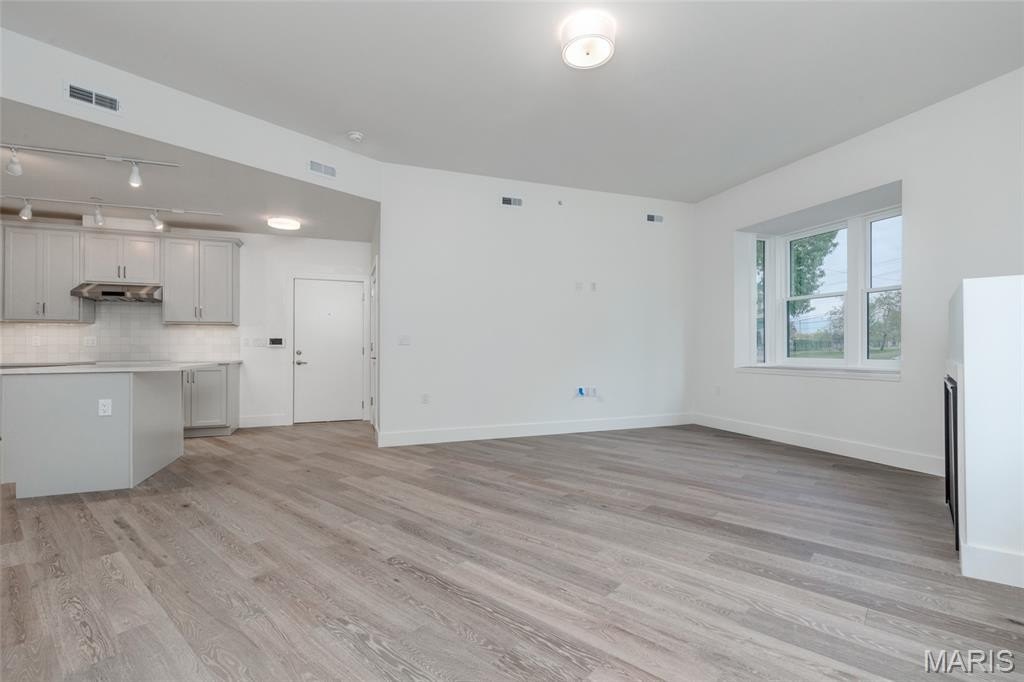 Condo 2BR 2BA - 6000 Washington Avenue, St Louis, MO