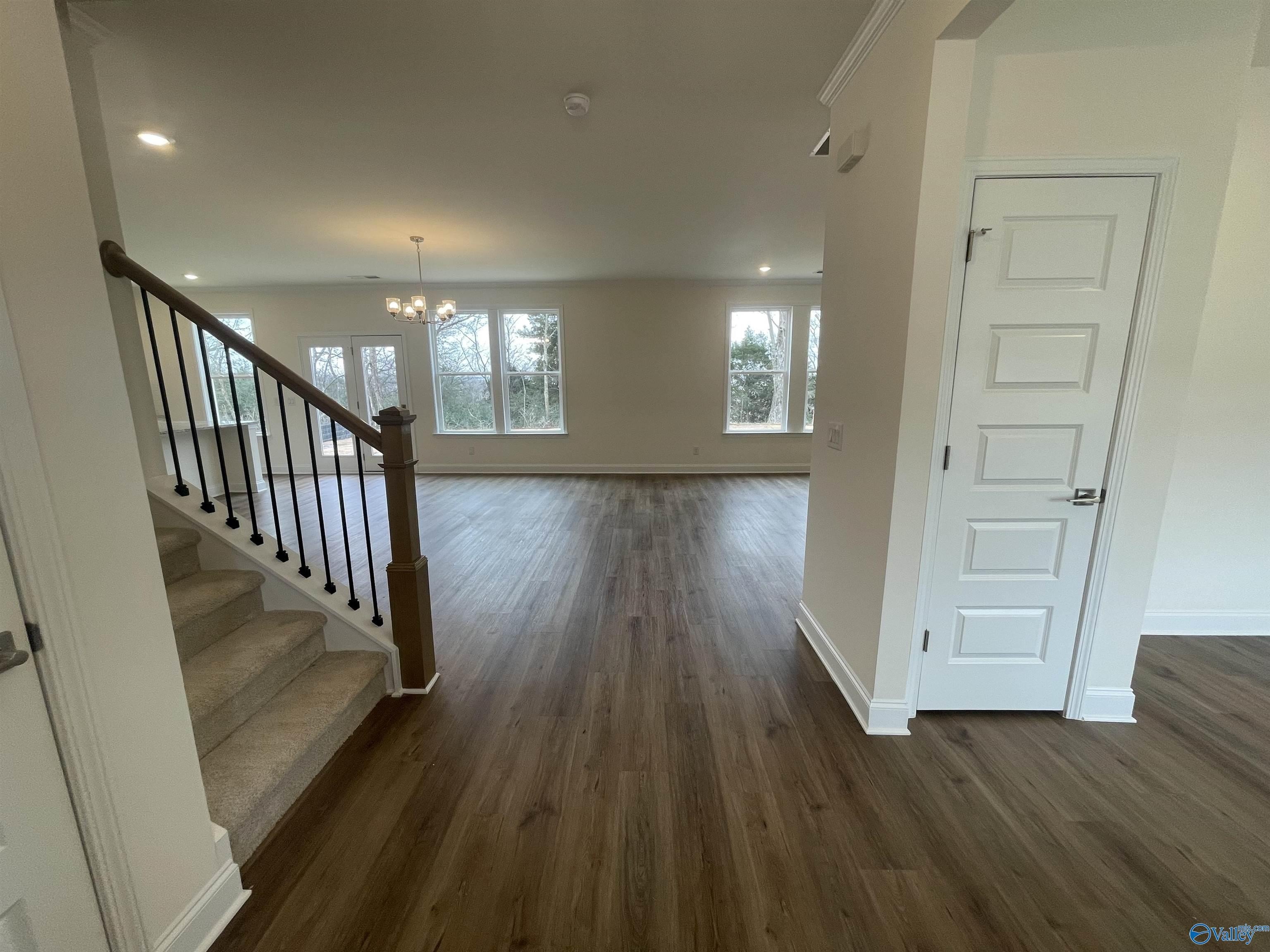 Single Family 3BR 3BA - 160 Wiltshire Drive, Madison, AL