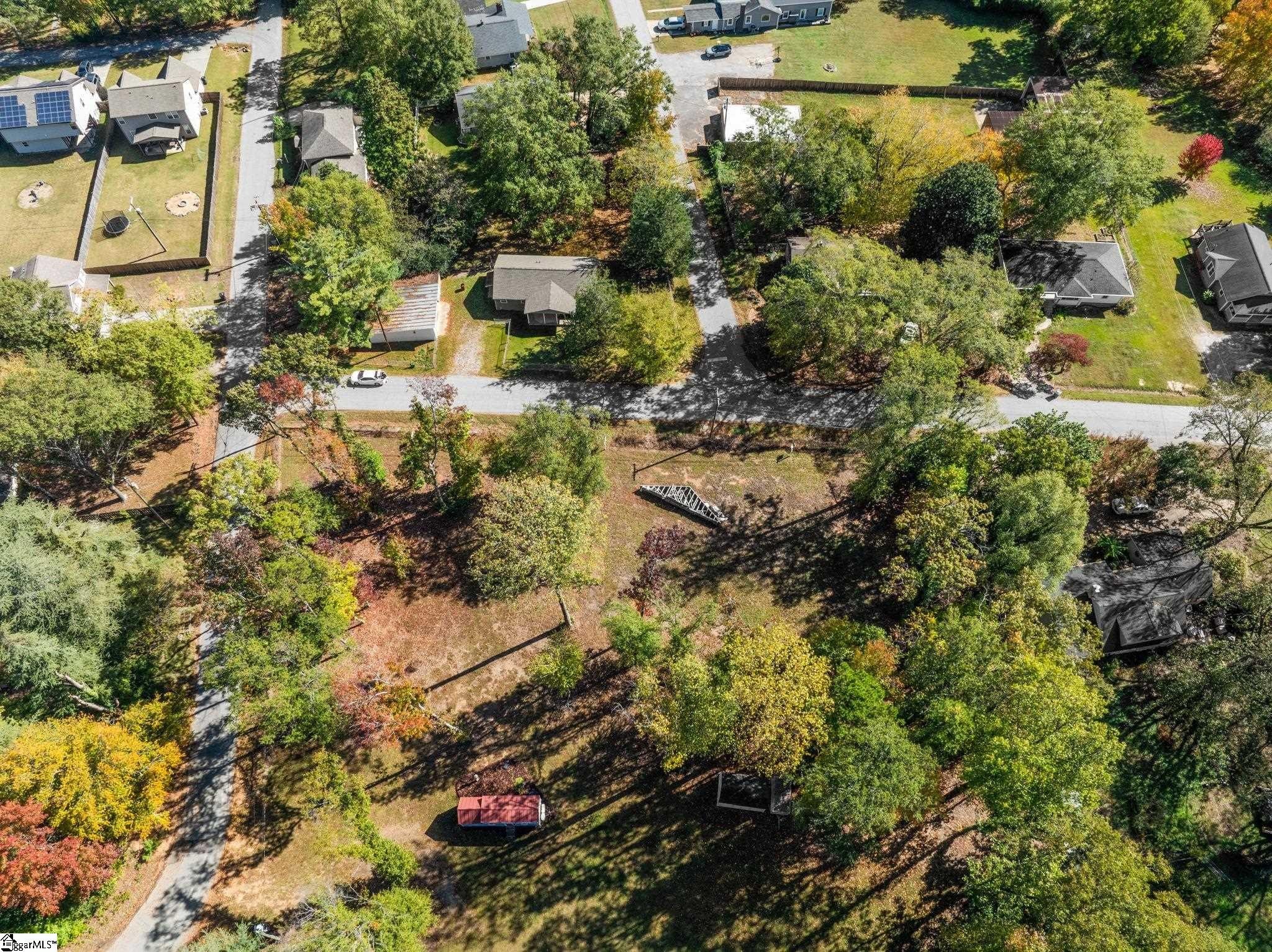 Single Family 3BR 2BA - 100 Nature Trail, Greenville, SC