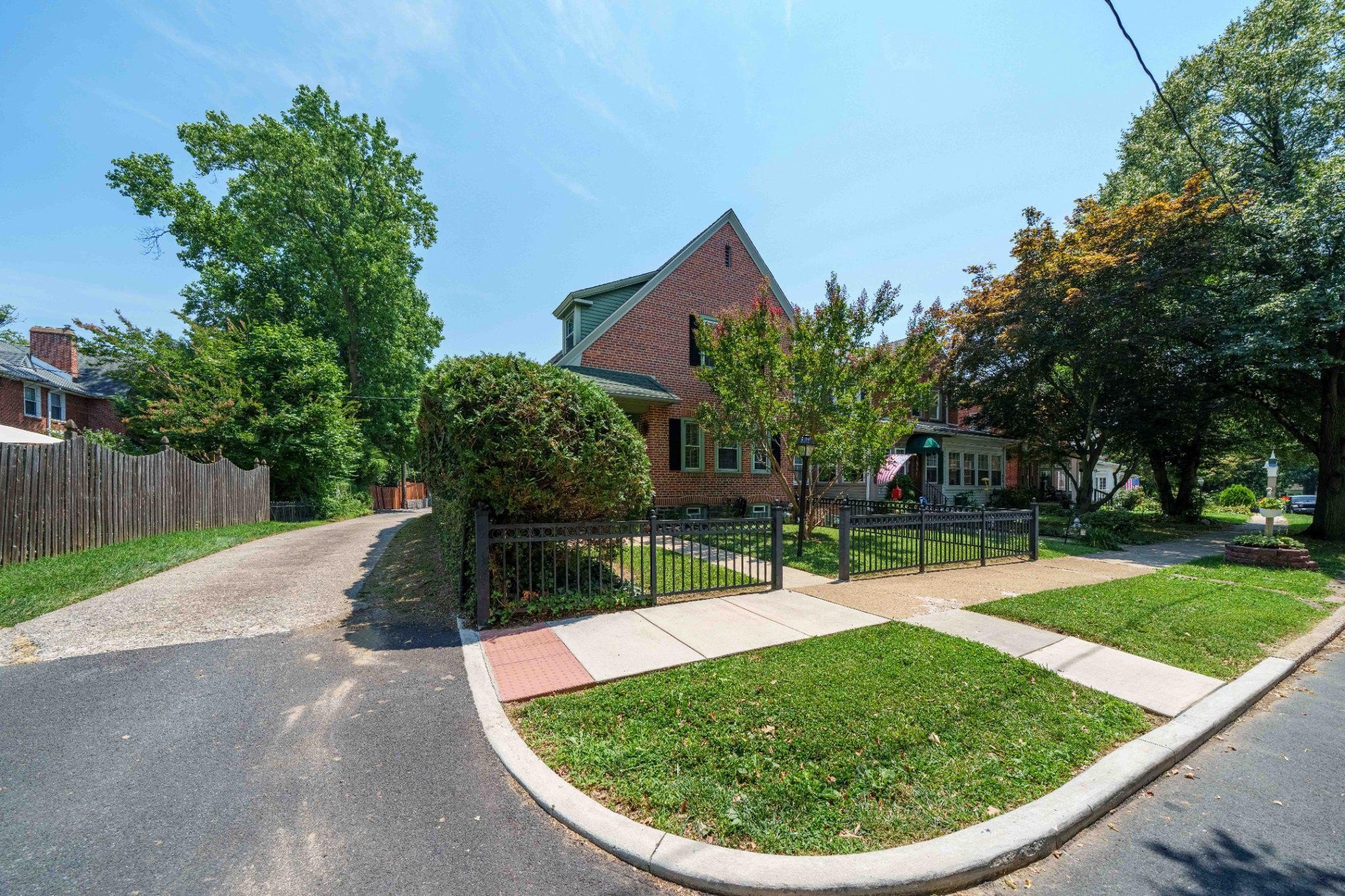 Single Family 3BR 1BA - 400 S SYCAMORE ST, WILMINGTON, DE