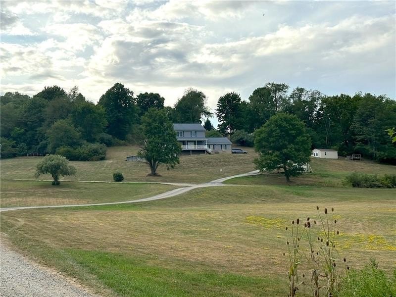 229 Millenium Dr  
