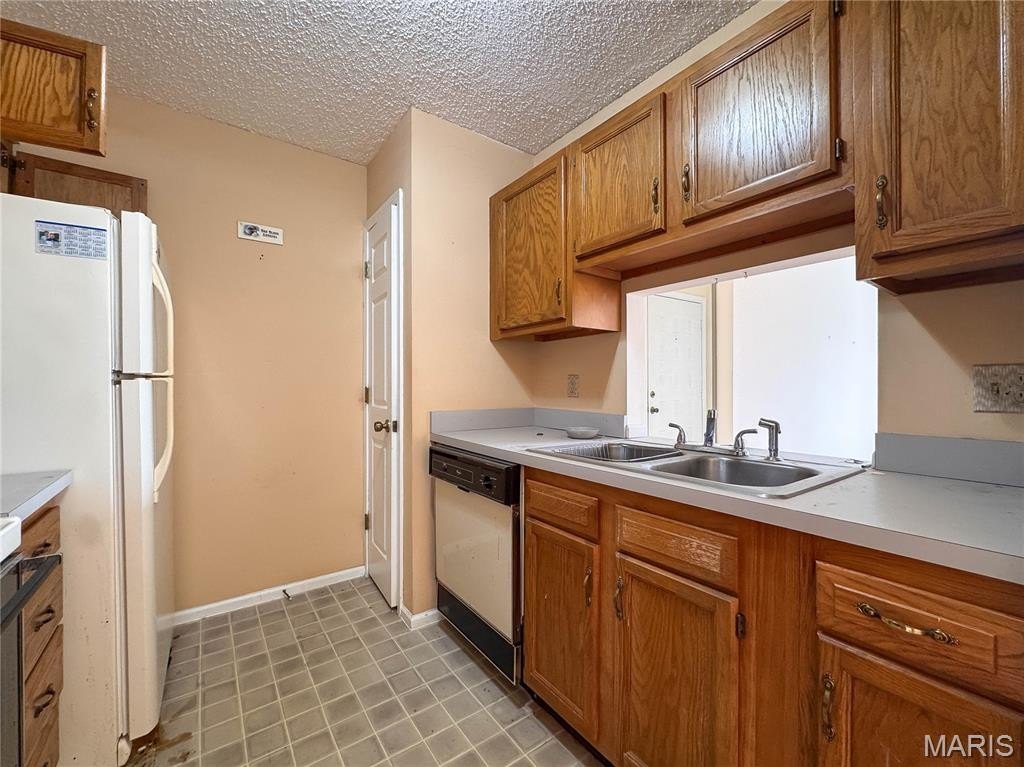 Single Family 2BR 2BA - 56 Meadow Ridge, Columbia, IL