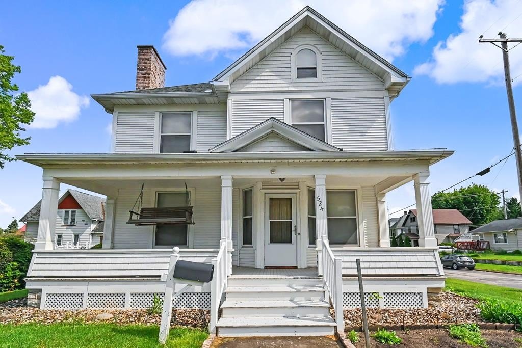 Single Family 4BR 3BA - 524 Oakwood Ave, Bucyrus, OH