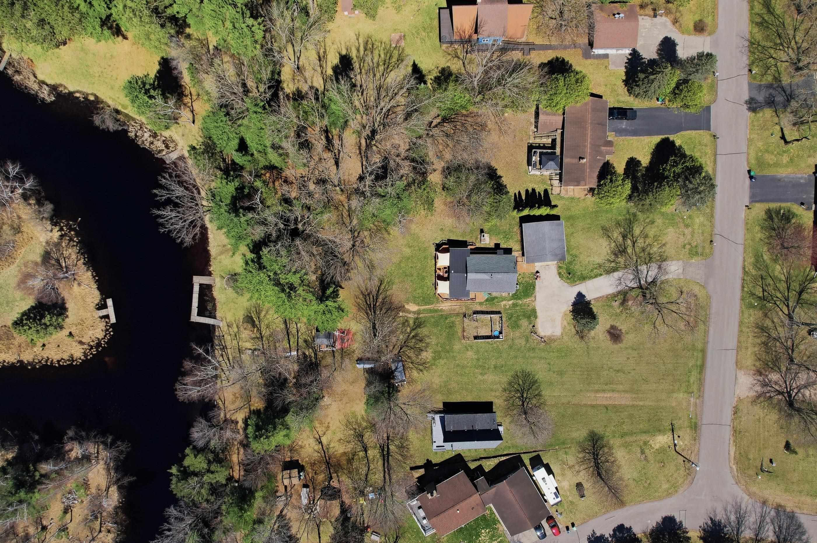 215 BIRCH Dr