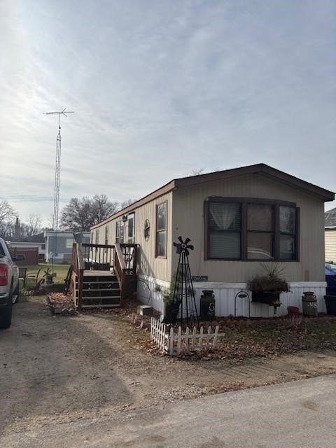 Manufactured Housing 2BR 1BA - 330 N Fulton Street, Princeton, WI