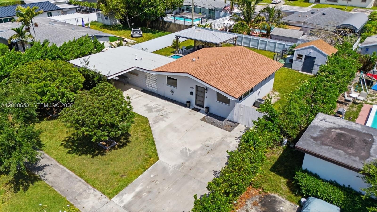 Single Family 2BR 1BA - 9955 SW 215th St, Cutler Bay, FL