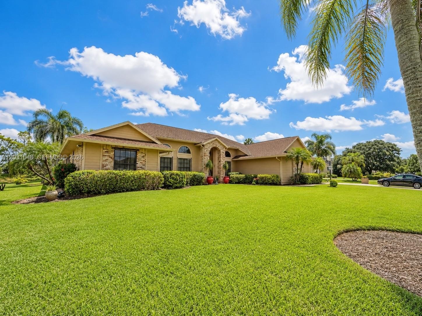 Single Family 3BR 3BA - 1401 W 56th sq, Vero Beach, FL