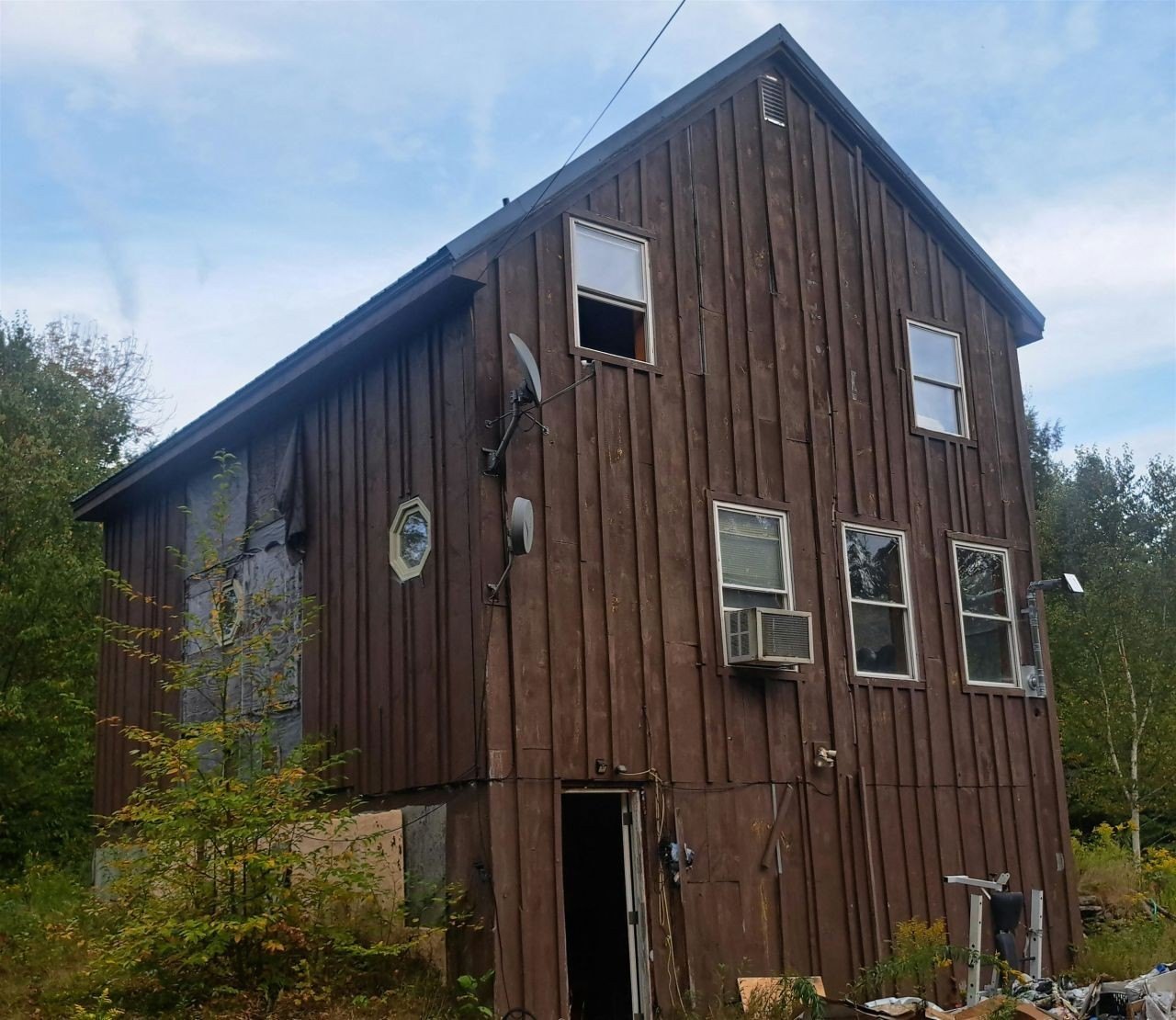 Single Family 4BR 2BA - 2173 Route 8A, Whitingham, VT