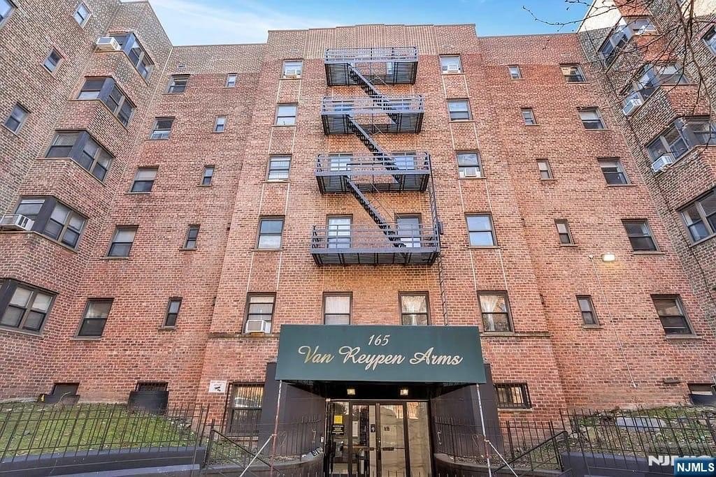 Other 1BR 1BA - 165 Vroom Street 202, Jersey City, NJ