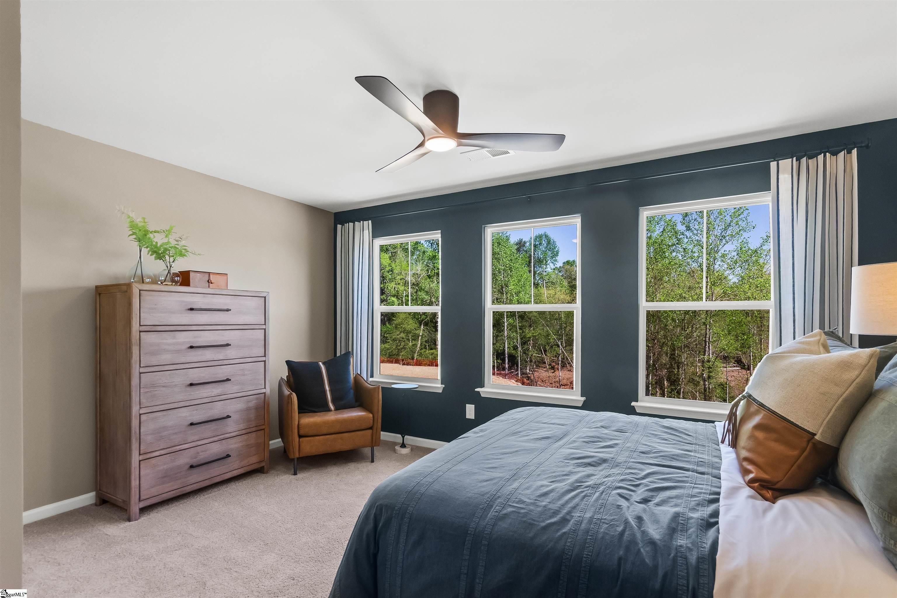 Single Family 3BR 4BA - 2 Broad River Way, Greenville, SC
