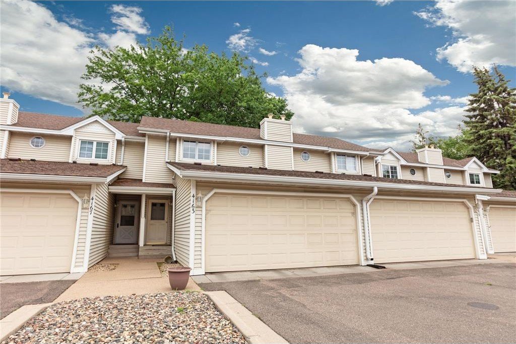 Single Family 3BR 2BA - 4163 Maureen Drive NE, Columbia Heights, MN