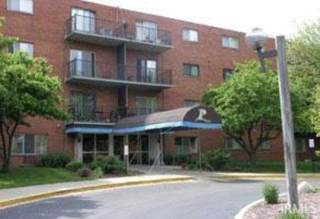 Condo 2BR 2BA - 2937 Westbrook Drive Commons, Fort Wayne, IN