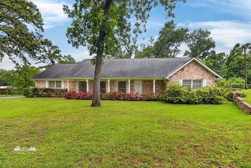 Single Family 4BR 3BA - 813 Livingston, Shreveport, LA
