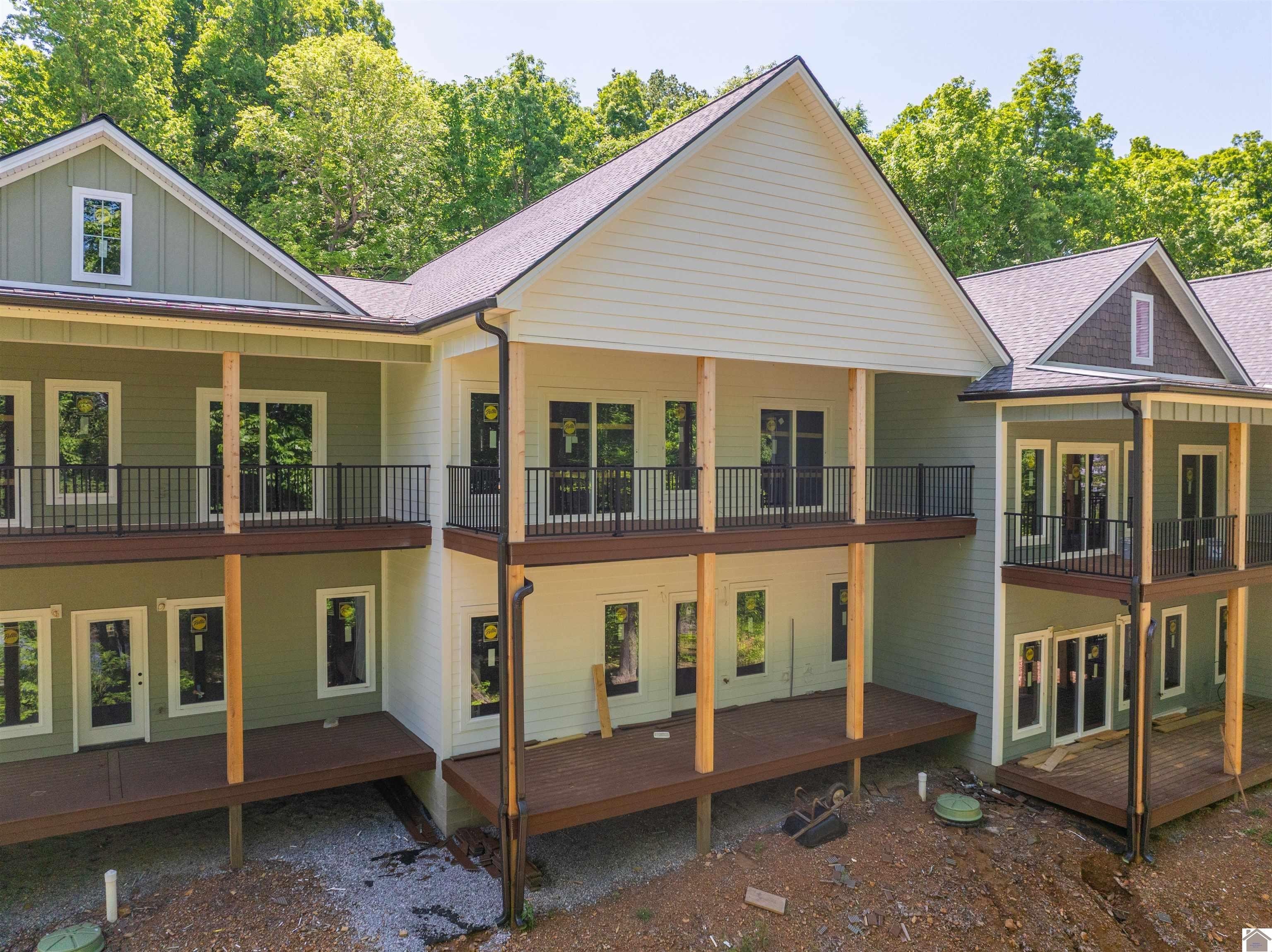 Single Family 3BR 3BA - 1146 Eagle Rest Dr., Grand Rivers, KY