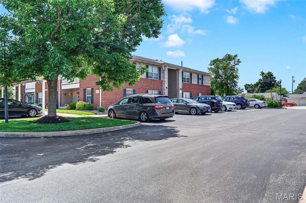 Condo 2BR 2BA - 406 S Church Street, St Peters, MO