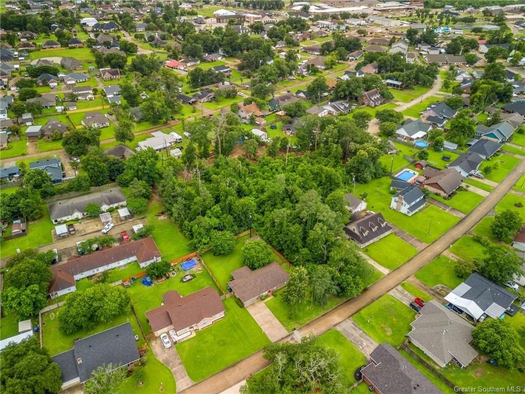 Other - 107 East End Avenue, Sulphur, LA