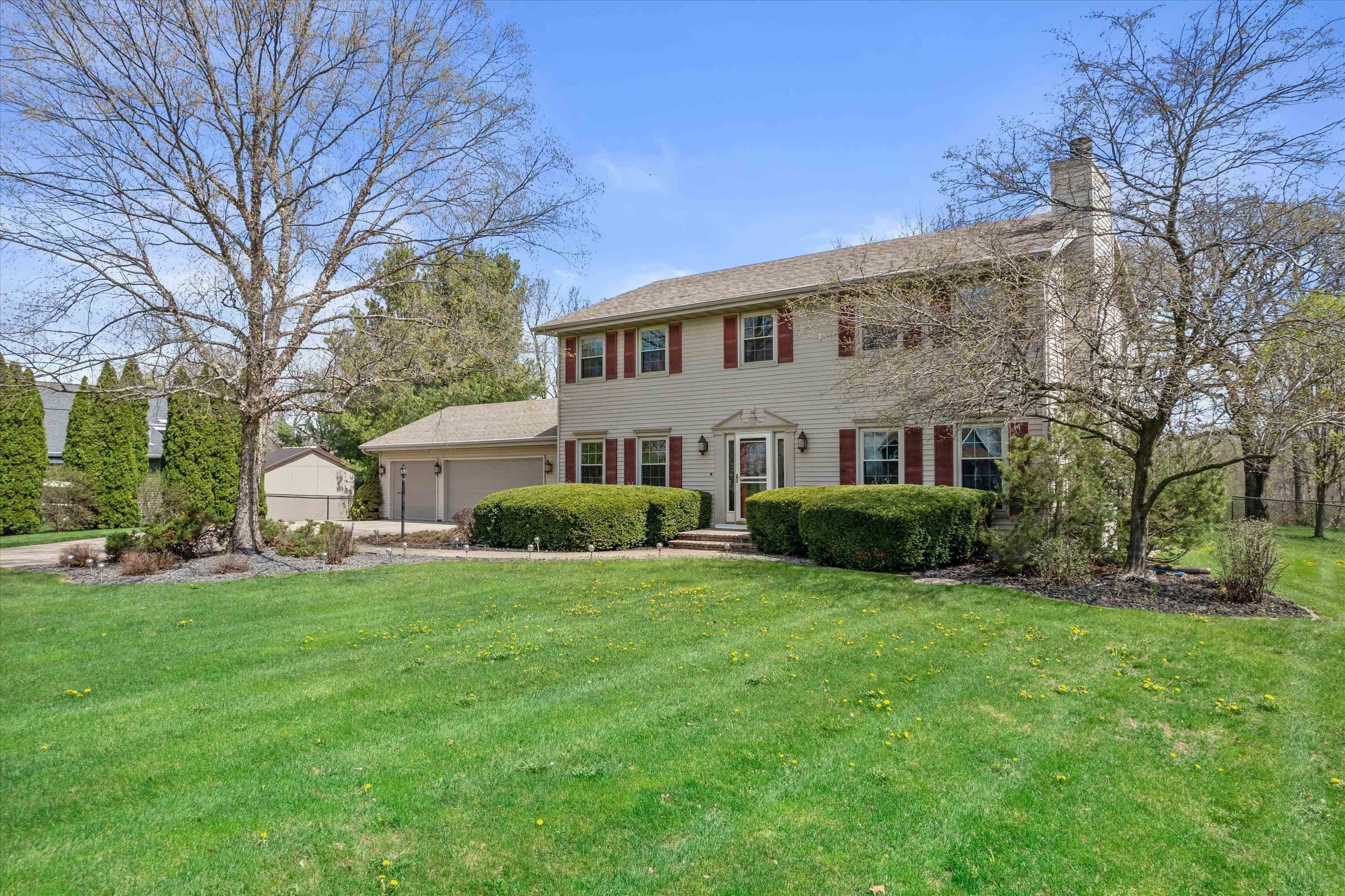 Single Family 4BR 3BA - 6237 S Edgewater Drive, Beloit, WI