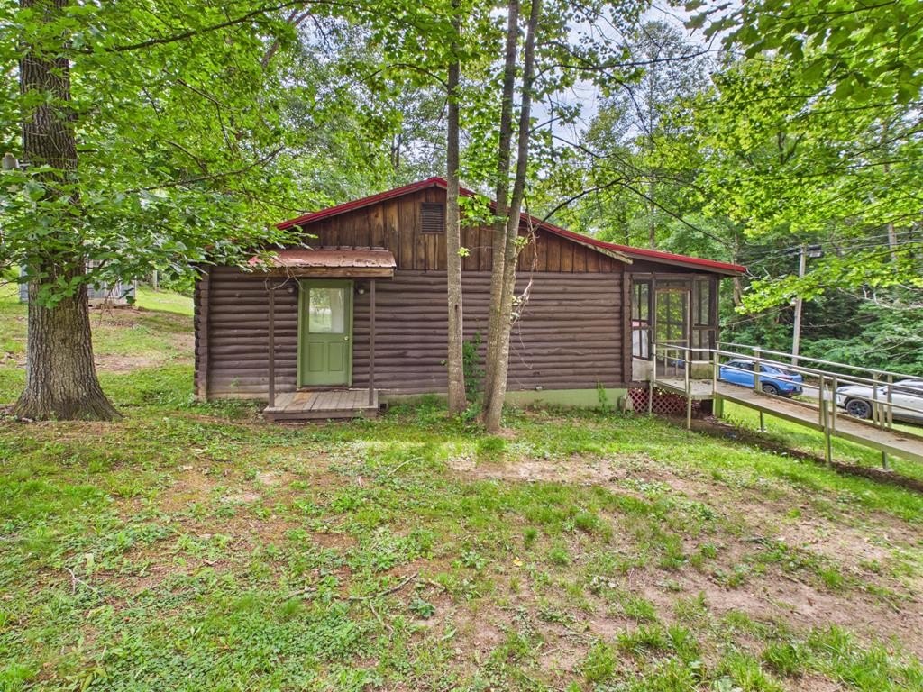 Single Family 2BR 2BA - 2557 S Hwy 201, Blaine, KY