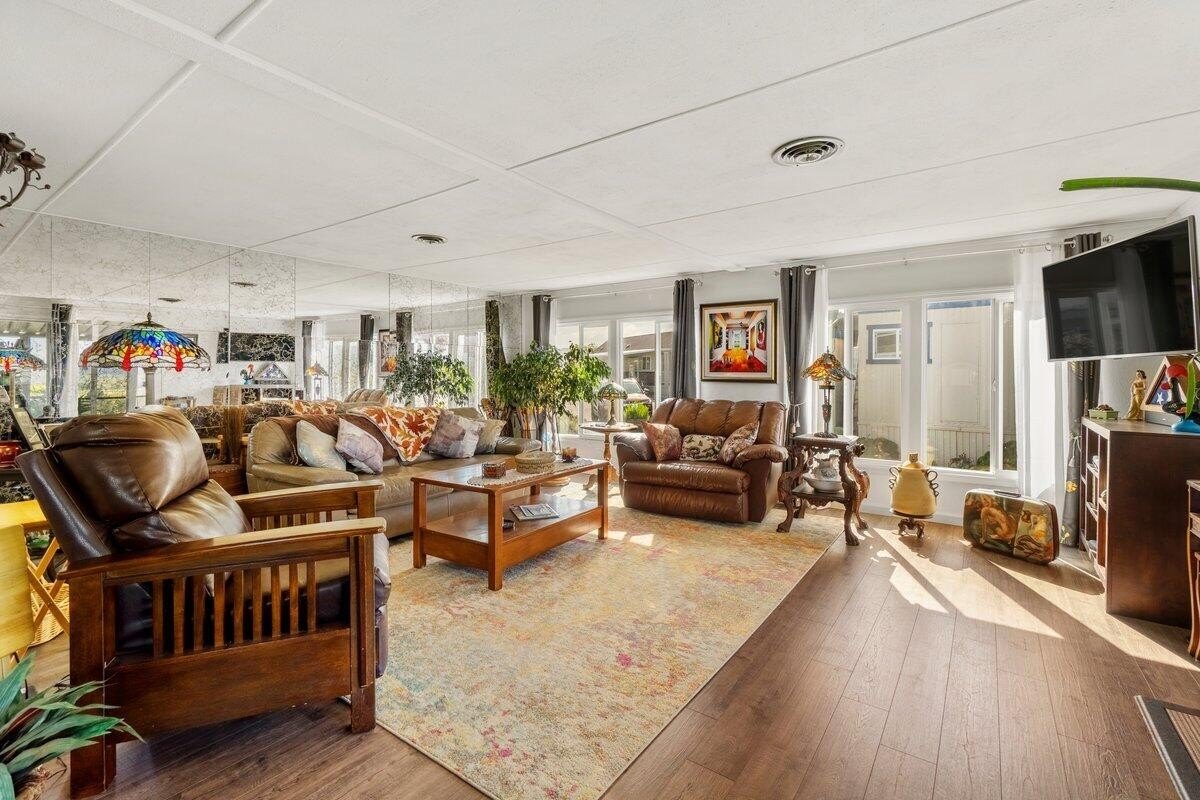 1514 Crest Dr Unit 2  