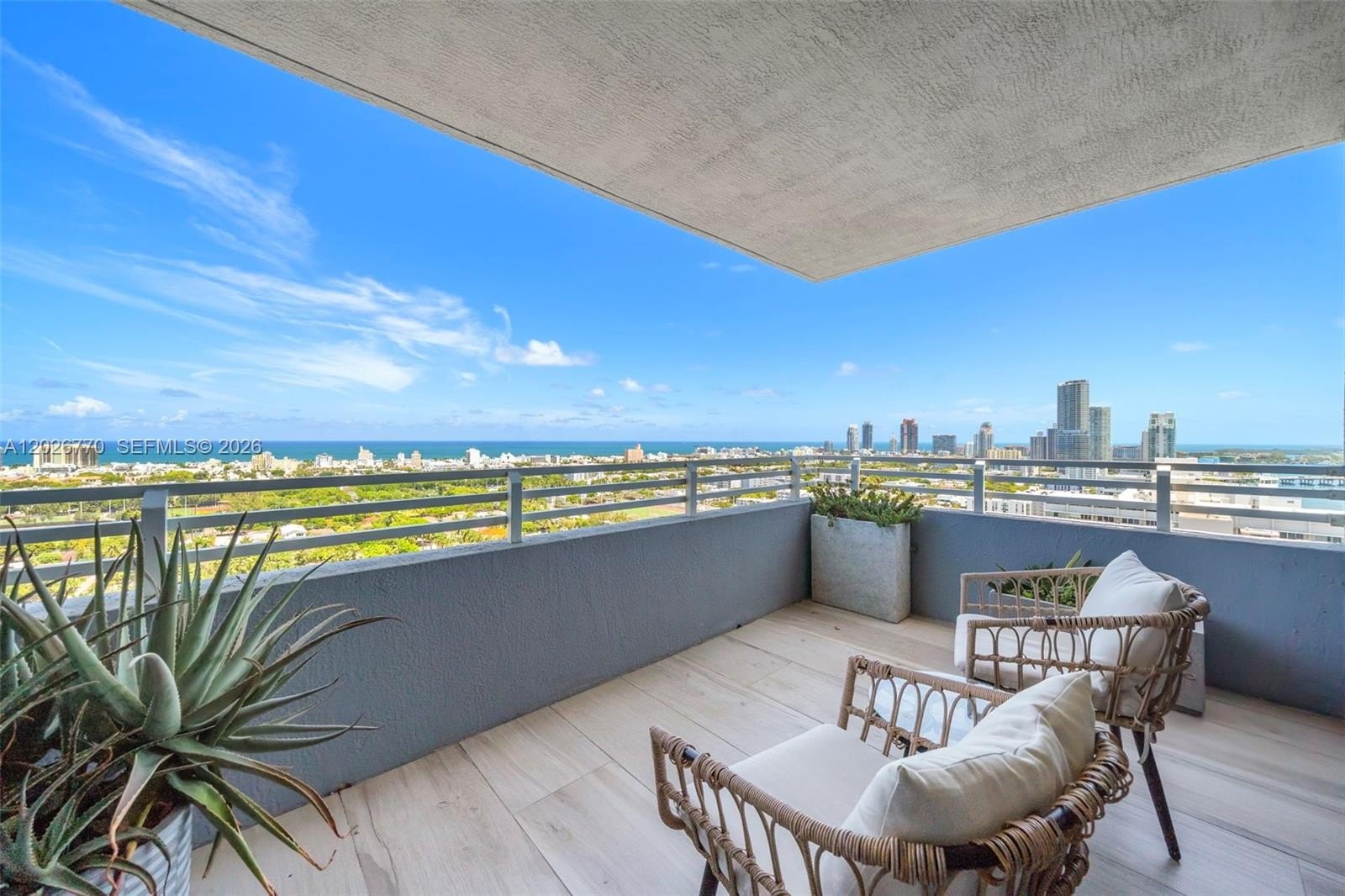 Condo 2BR 2BA - 1330 West Ave, Miami Beach, FL