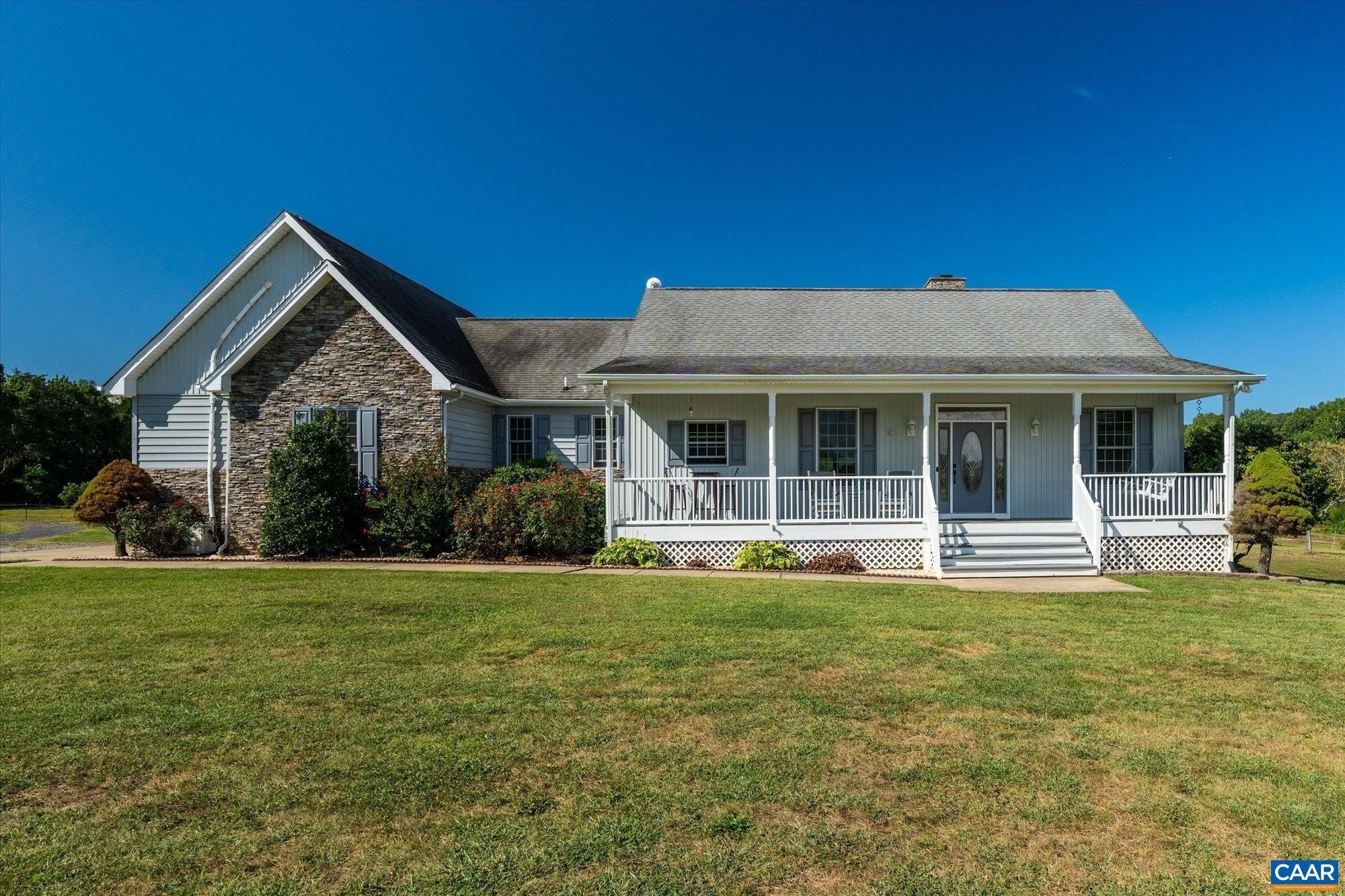 Single Family 4BR 3BA - 27233 HORSESHOE RD, CULPEPER, VA