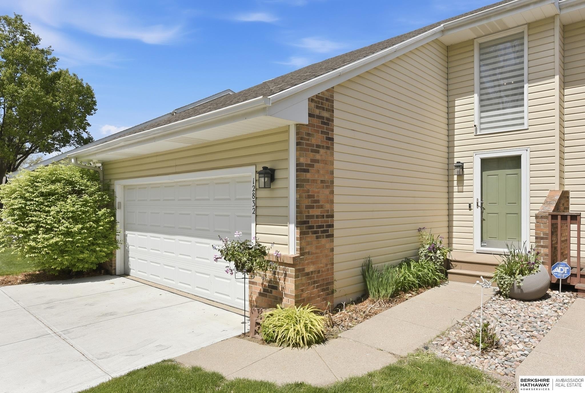Condo 4BR 3BA - 12832 Burt Court, Omaha, NE