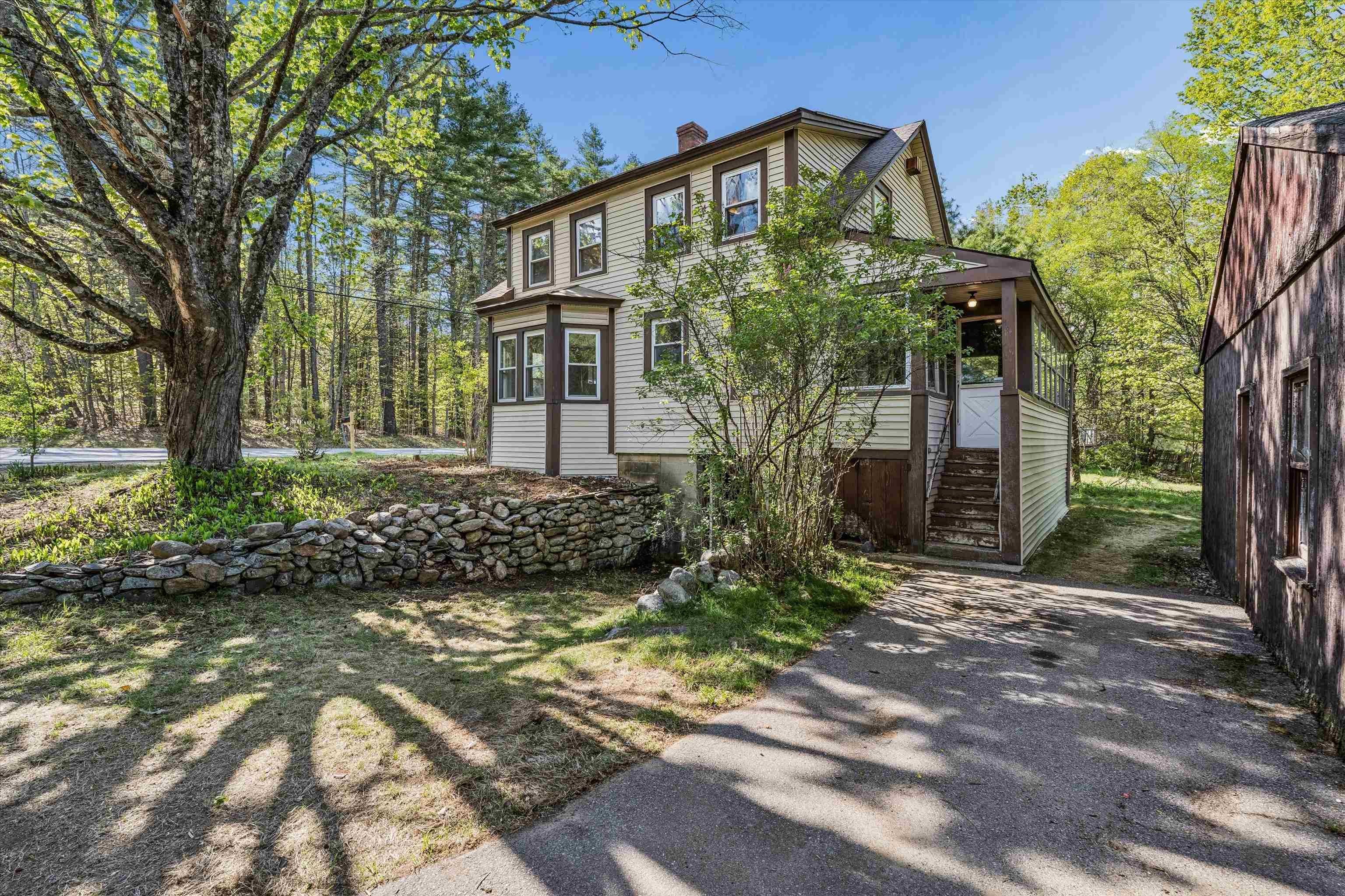 Single Family 3BR 1BA - 52 Base Hill Road, Keene, NH