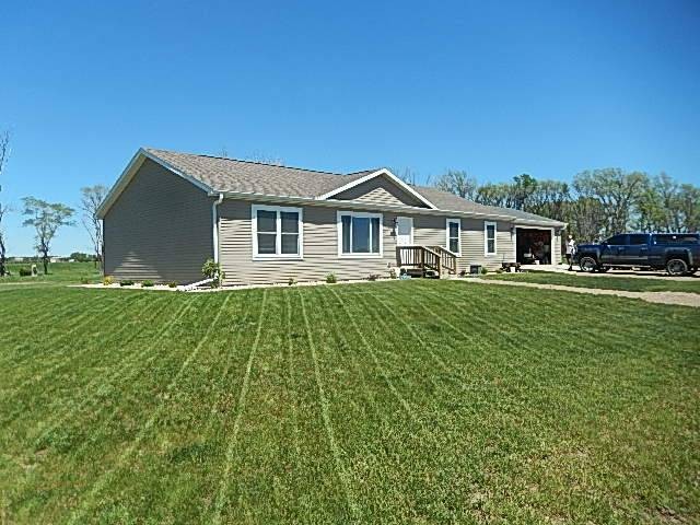 Other 3BR 2BA - 1020 Lloyd Lane, Chamberlain, SD