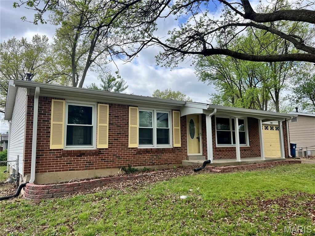 Single Family 3BR 2BA - 1322 Petite Drive, St Louis, MO