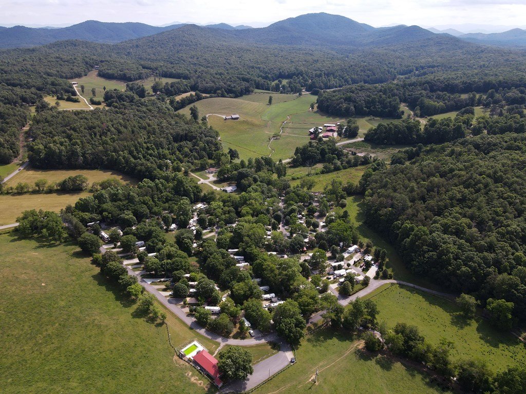 Other 1BR 1BA - 163 Moccasin Lane, Blairsville, GA