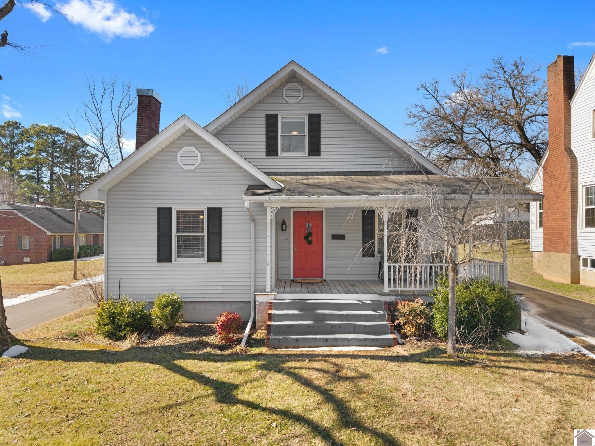 Single Family 3BR 3BA - 310 S 6th Street, Murray, KY