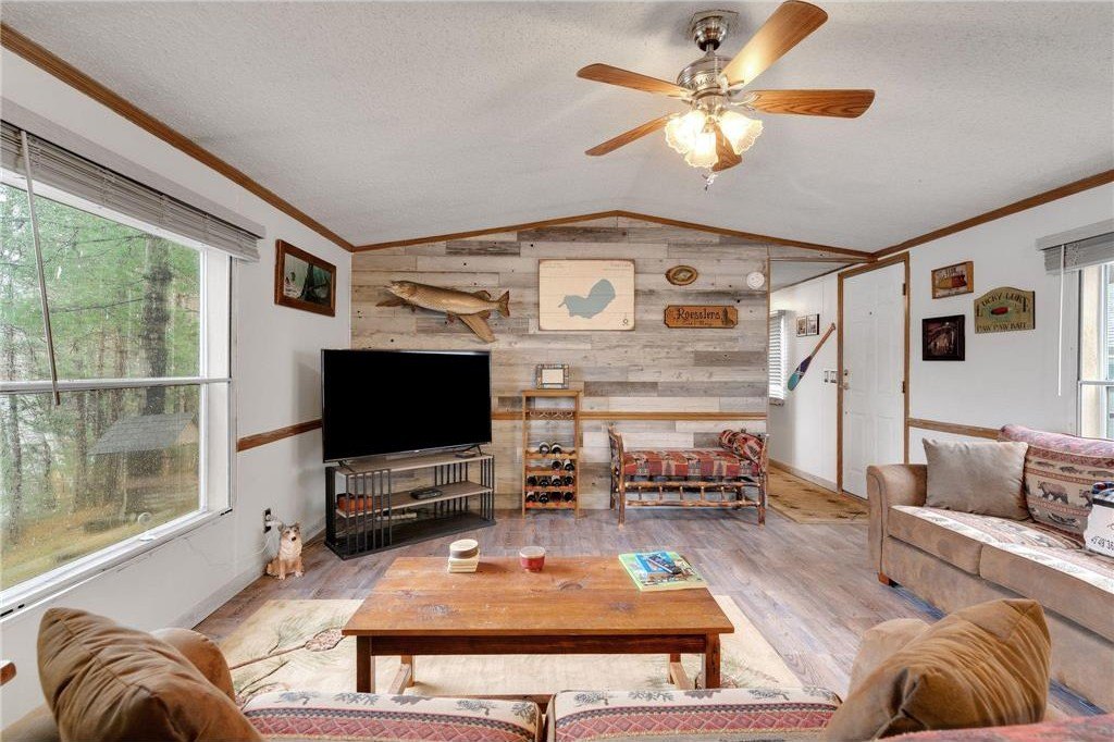 Manufactured Housing 3BR 2BA - W7762 Rainbow Drive, Spooner, WI
