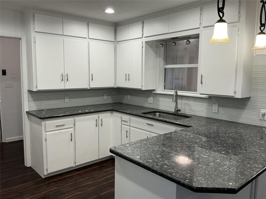 Single Family 3BR 2BA - 110 E Florence Street, Denison, TX