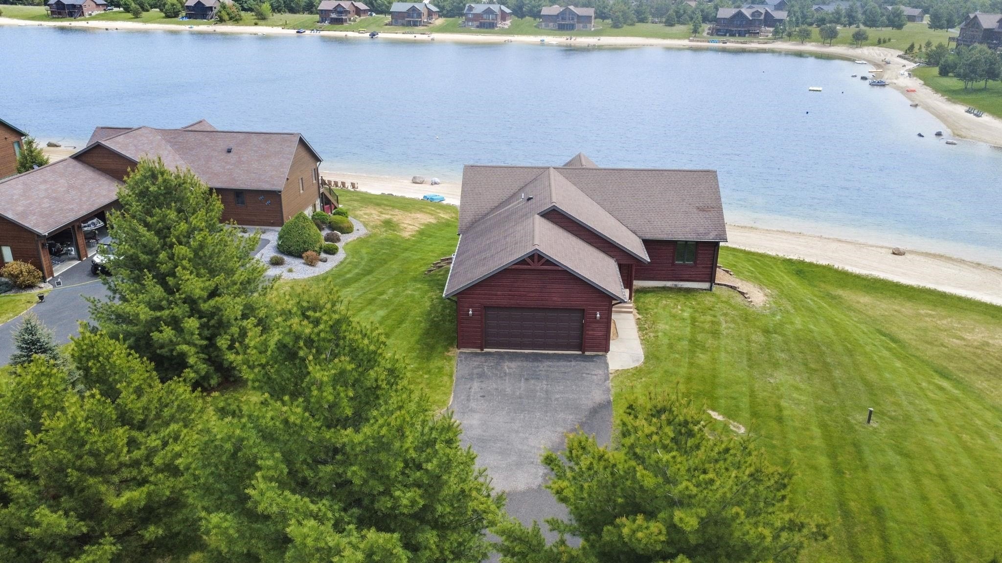 Single Family 5BR 3BA - N8090 Clear Water Drive, New Lisbon, WI