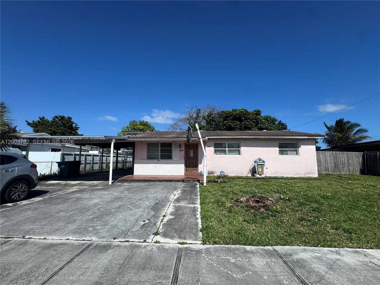 Single Family 4BR 2BA - 19801 SW 114th Ct, Miami, FL