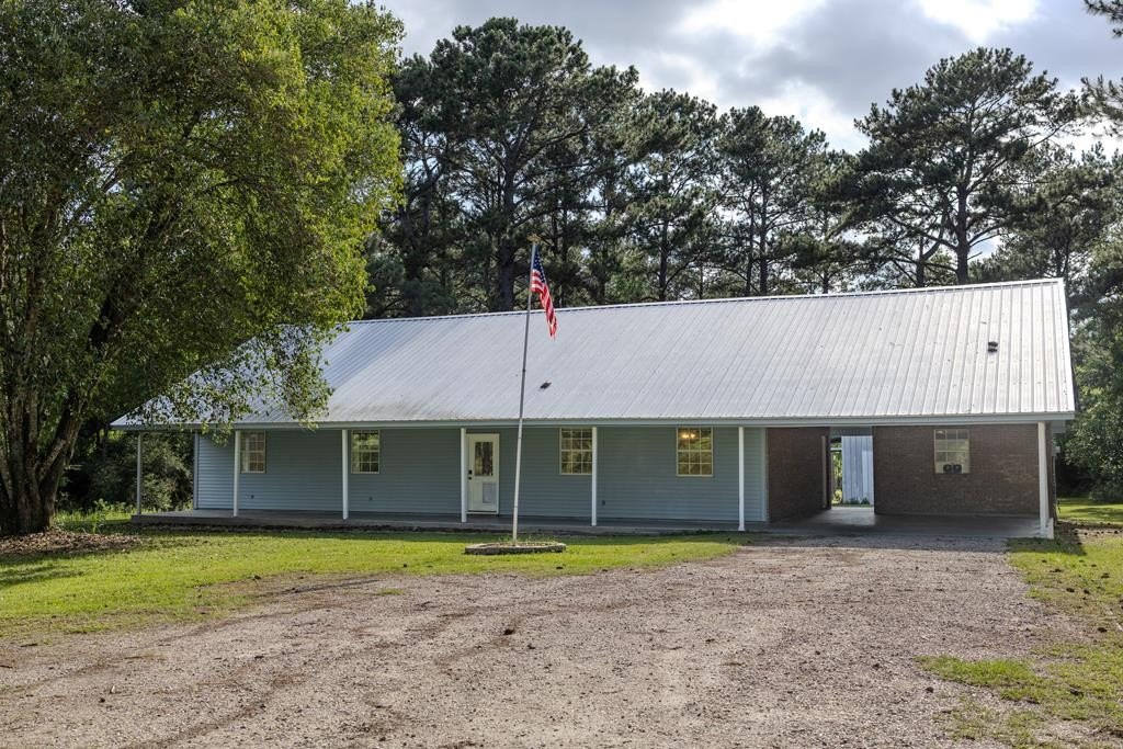 Single Family 3BR 2BA - 43 Alan Road, Carriere, MS