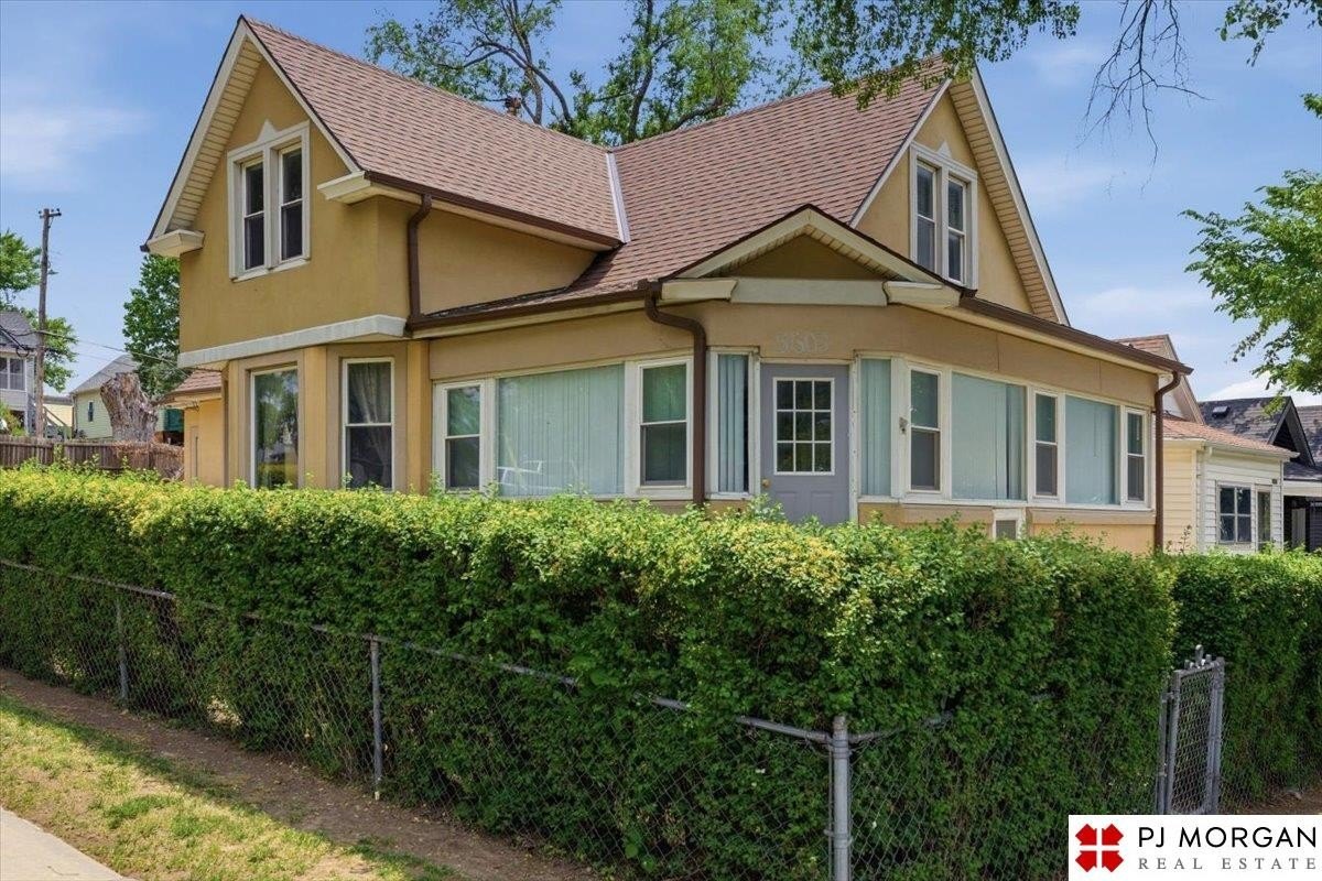 Single Family 5BR 3BA - 5603 S 20th Street, Omaha, NE