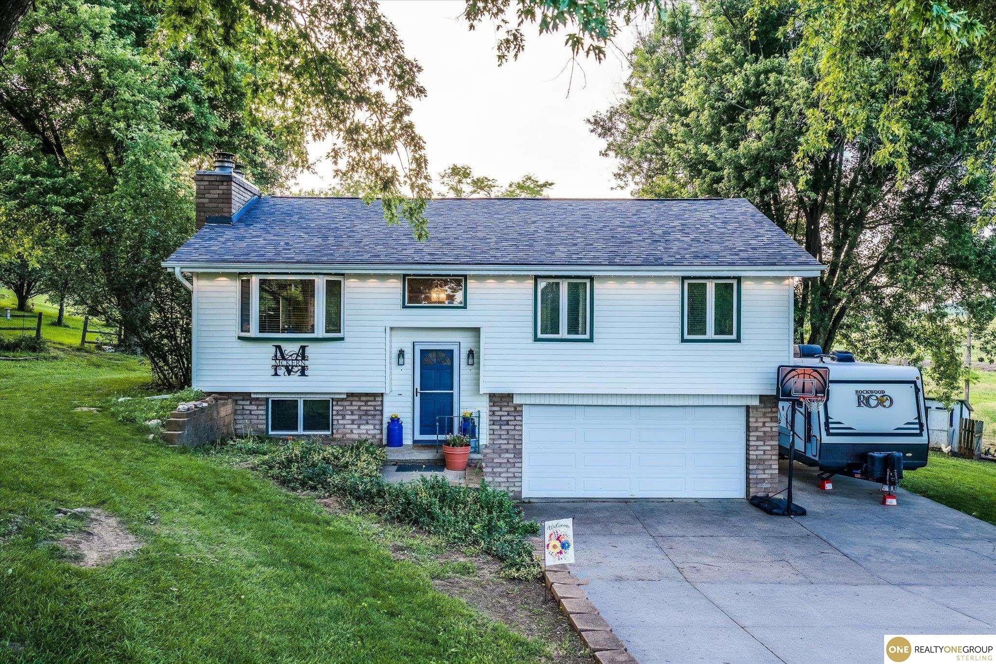 Single Family 3BR 3BA - 21658 Juniper Road, Underwood, IA