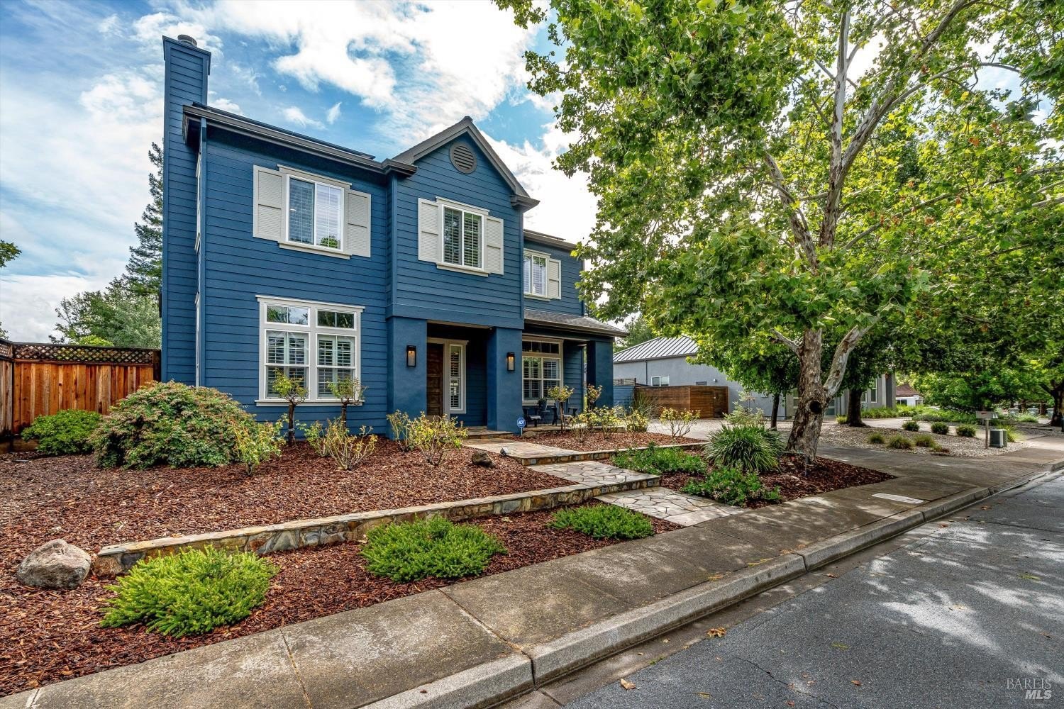 Single Family 5BR 4BA - 1120 Paulson Court, St. Helena, CA
