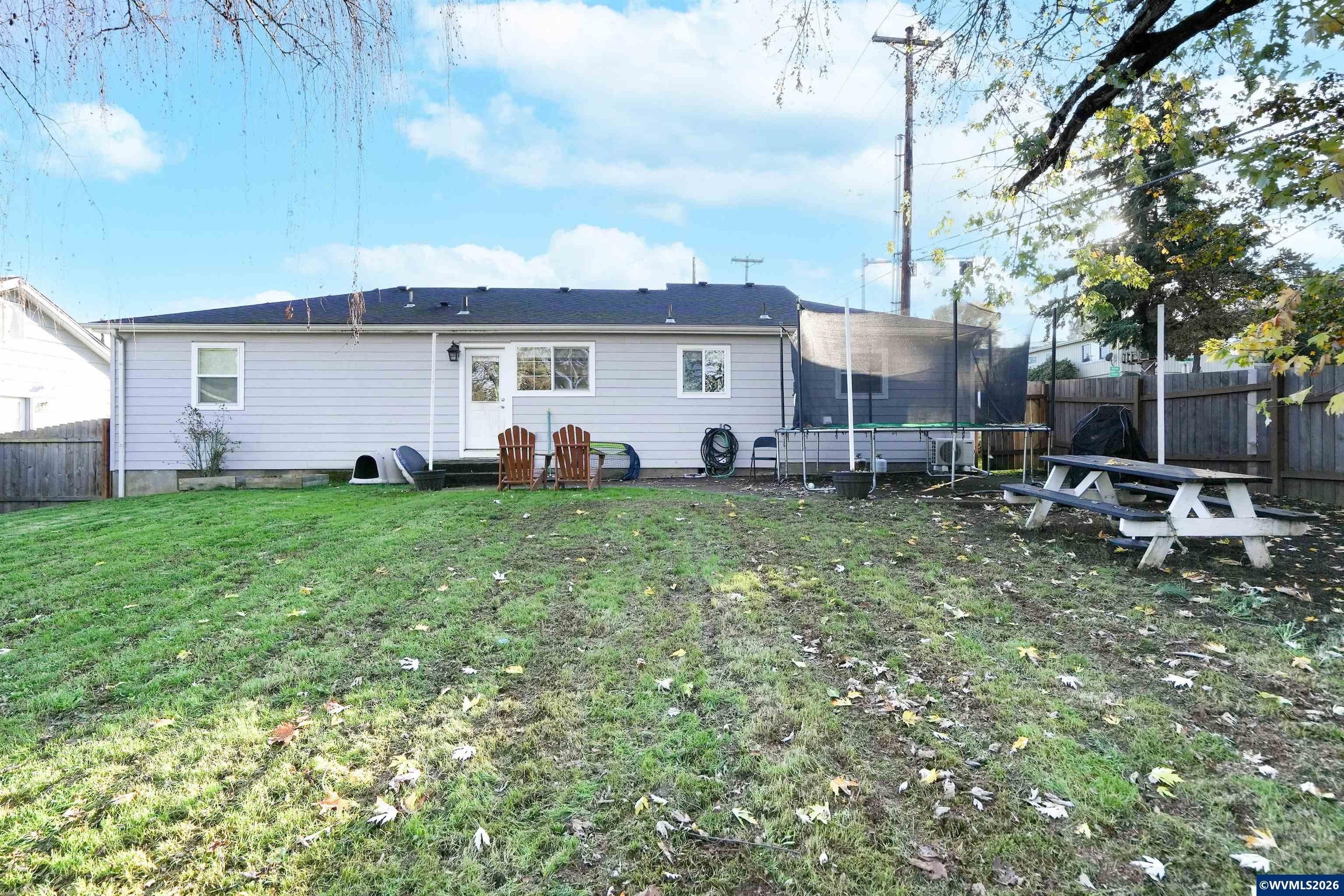 Single Family 3BR 1BA - 1425 Marshall Dr SE, Salem, OR