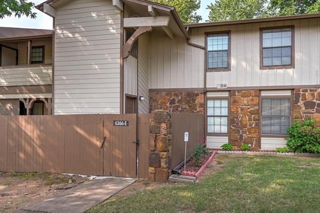 Condo 2BR 2BA - 6366 S 80TH East Avenue, Tulsa, OK
