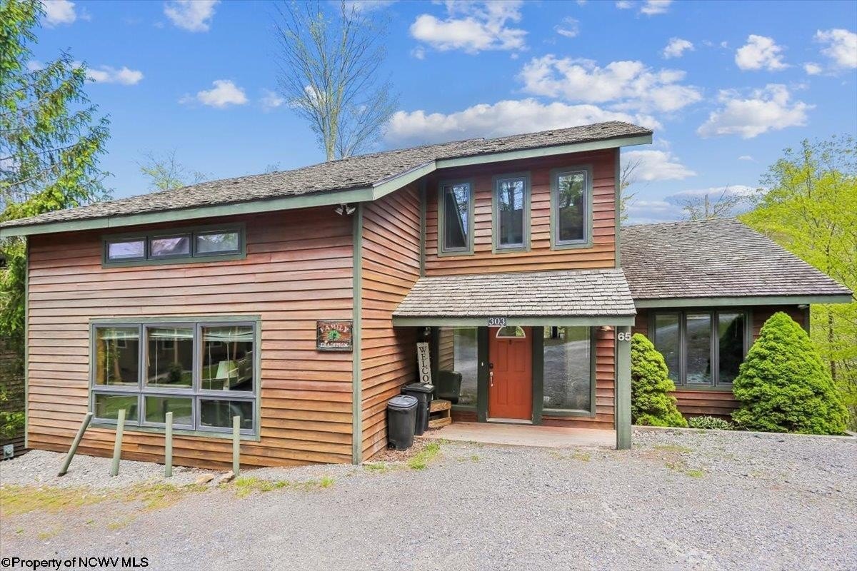 Single Family 6BR 5BA - 303 Slopeside Road, Davis, WV