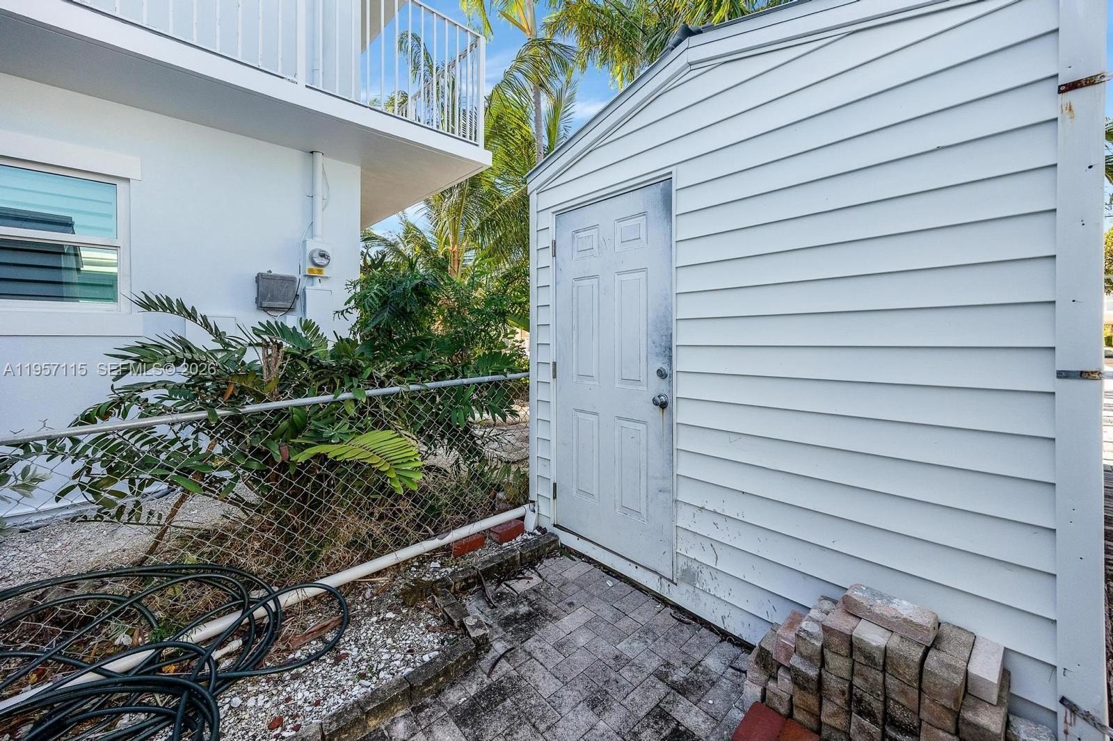 Single Family 3BR 2BA - 230 Jolly Roger Dr, Key Largo, FL