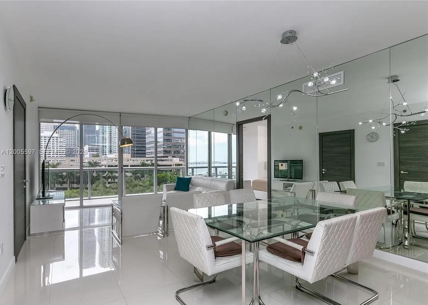 Condo 2BR 2BA - 495 Brickell Ave, Miami, FL