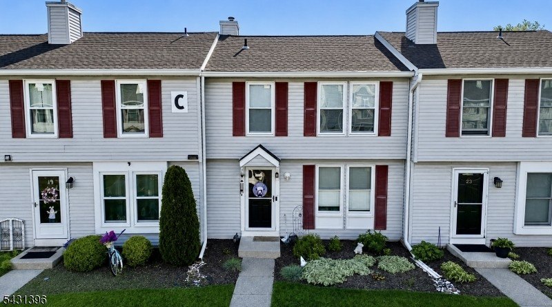 Single Family 2BR 3BA - 21 Constitution Way, Franklin Boro, NJ