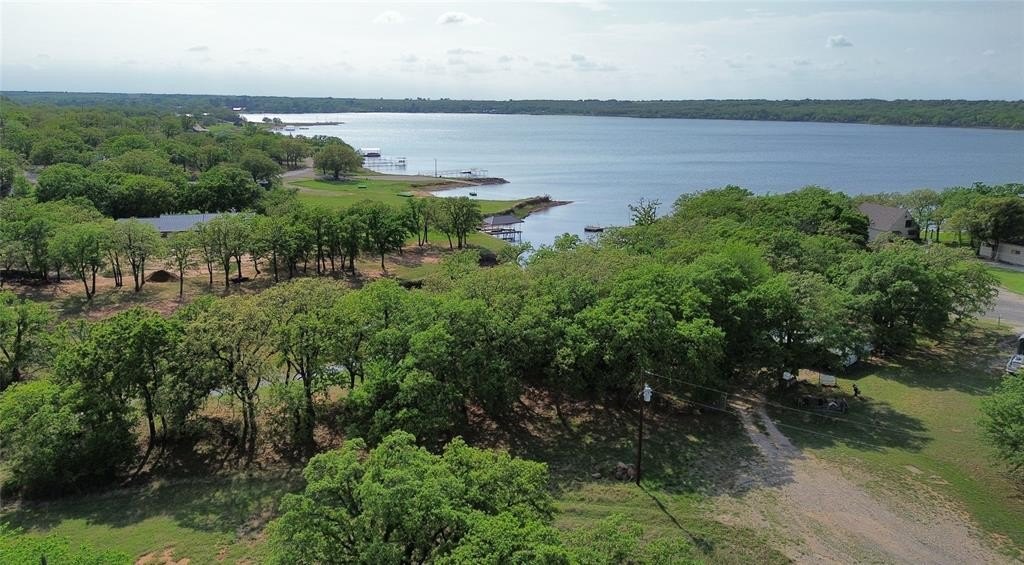 Plots and Land - 8 Iowa Court, Nocona, TX