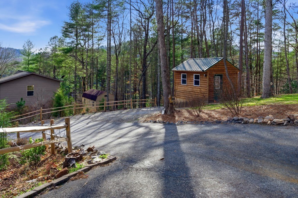 Single Family 2BR 3BA - 109 Artemis Drive, MURPHY, NC