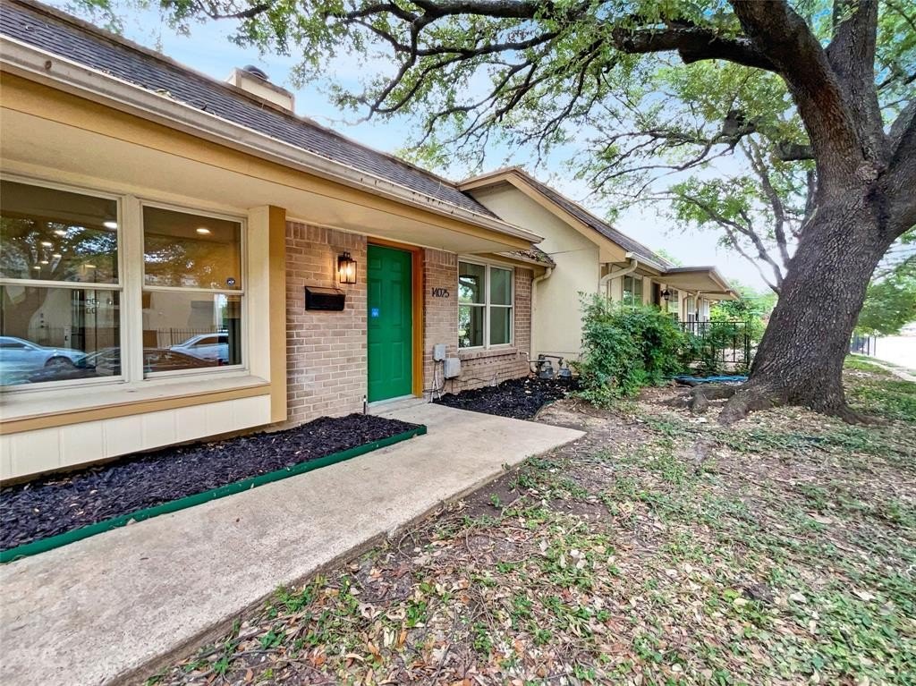 Single Family 2BR 2BA - 14025 Brookgreen Drive, Dallas, TX