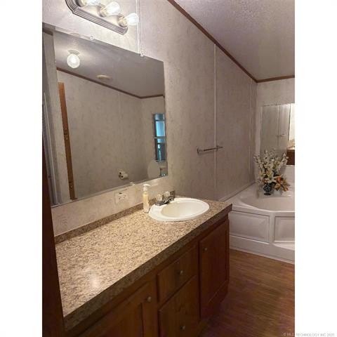 Single Family 3BR 2BA - 1088 Arrowhead, Canadian, OK